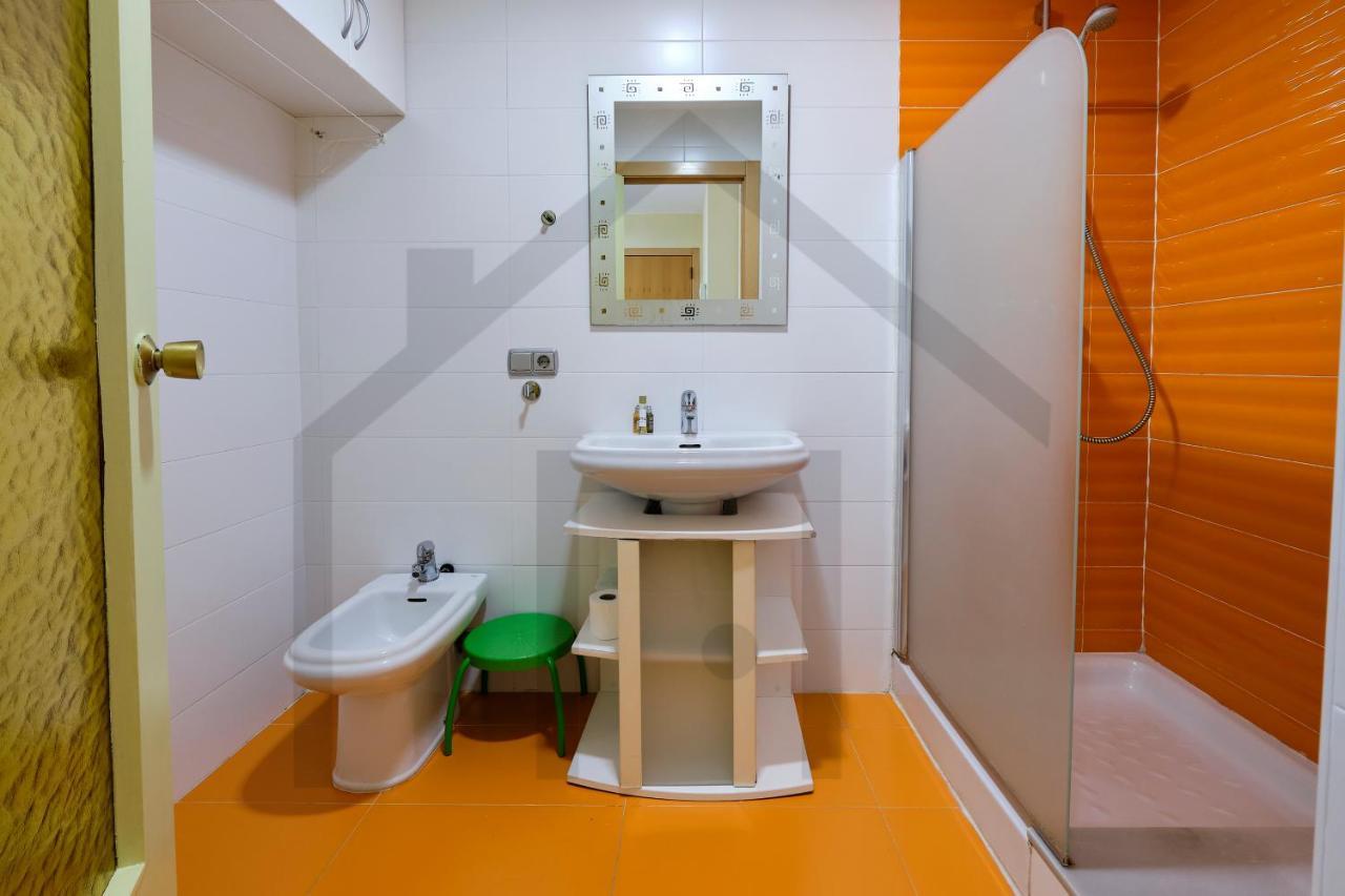 Loft En Oviedo - Ideal Para 3 Personas Buitenkant foto